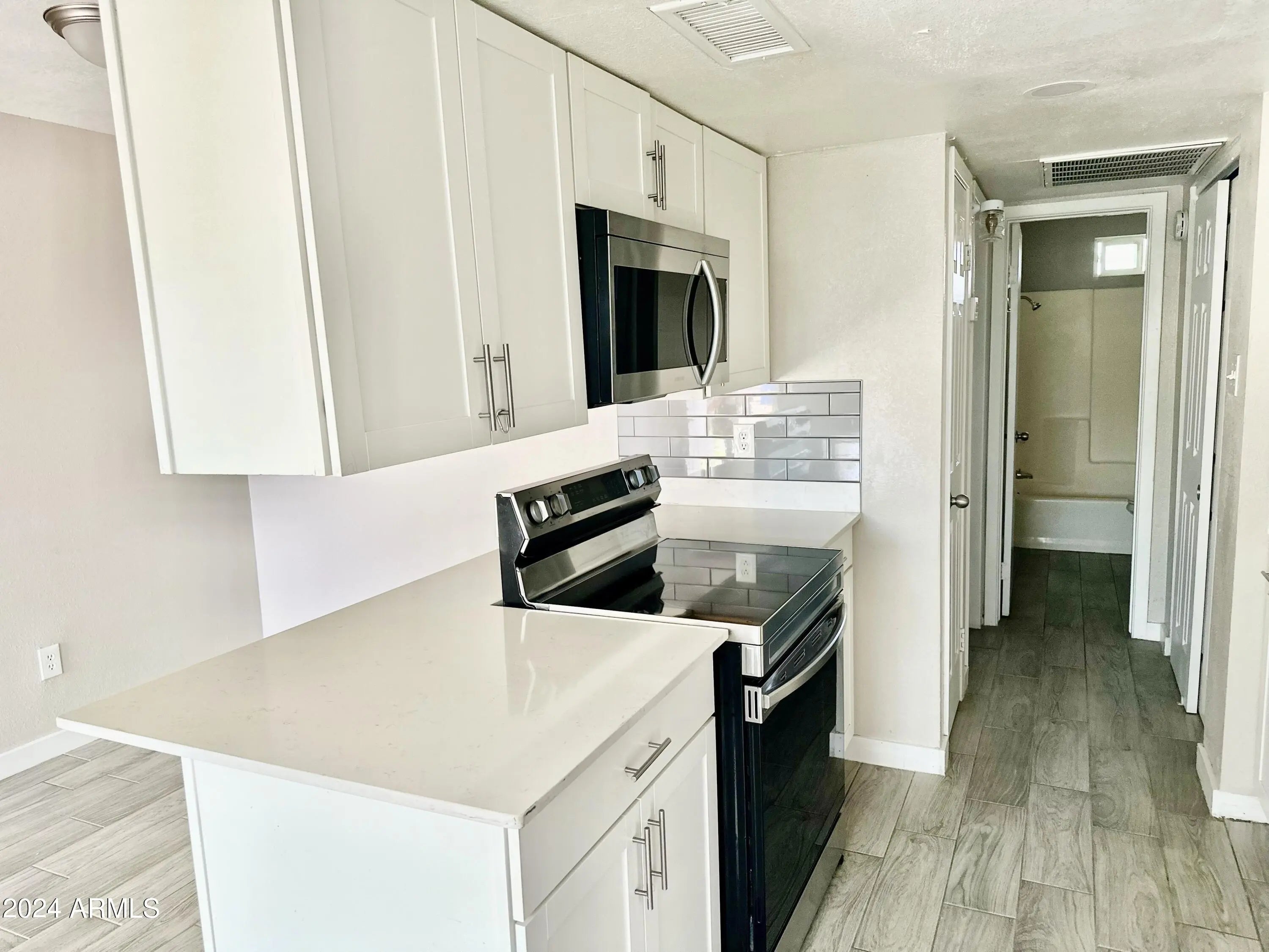 Photo of Listing #6983675