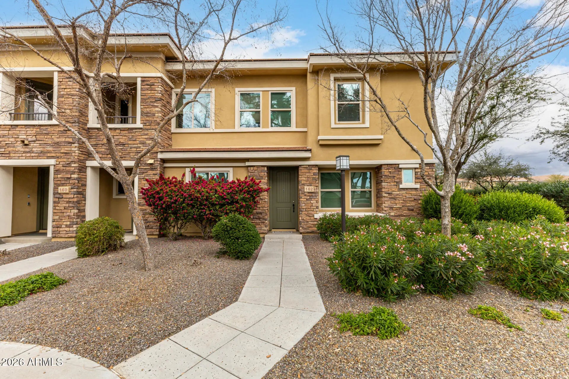 Photo of Listing #6987091