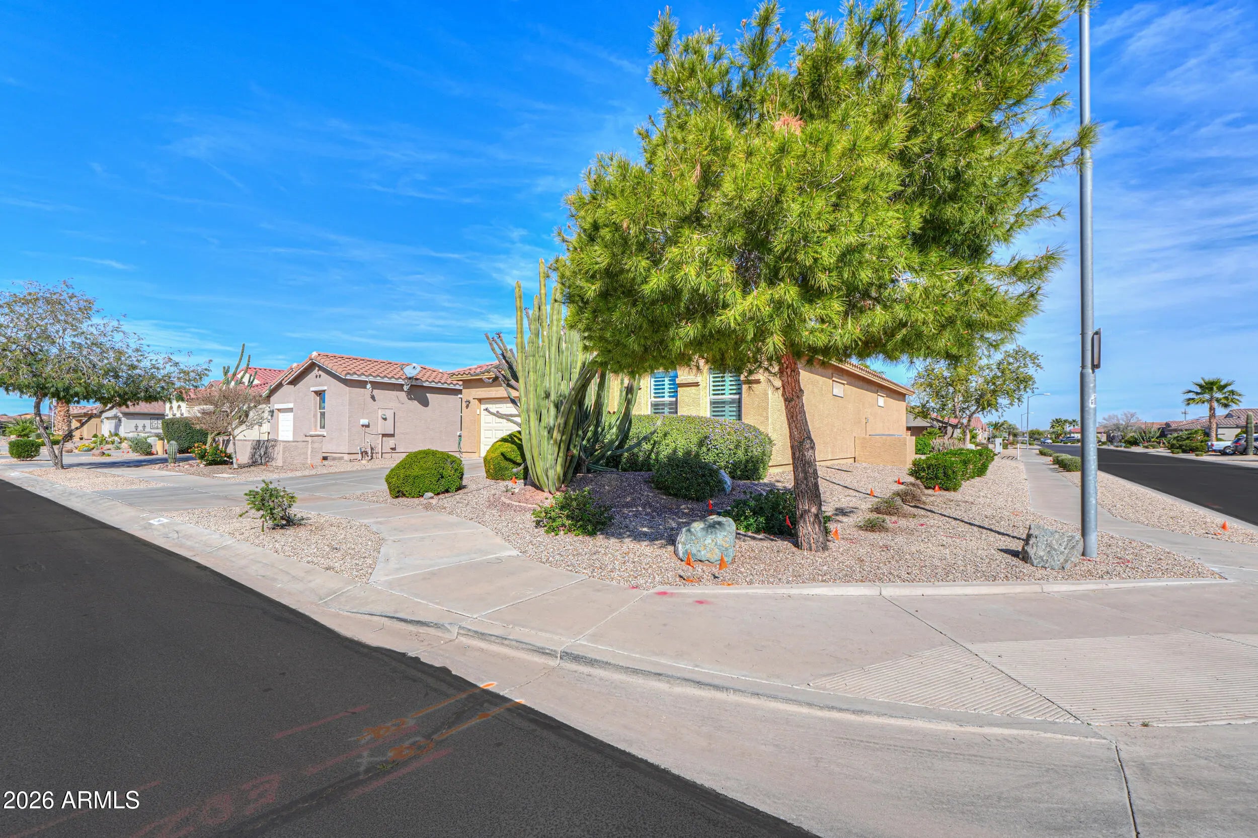 Photo of Listing #6990231