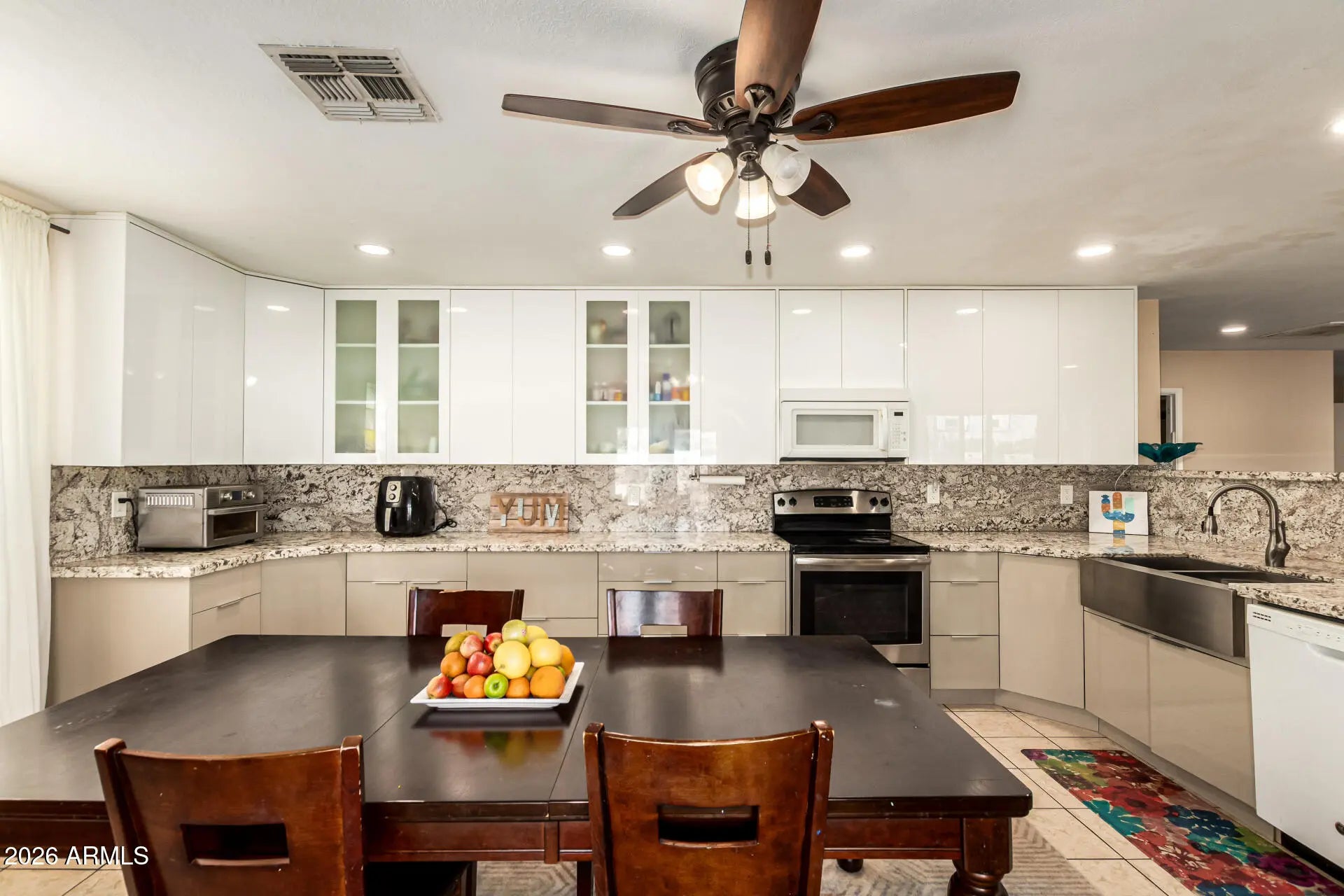 Photo of Listing #6984906