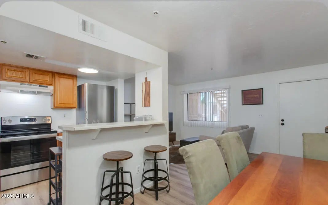 Photo of Listing #6983922