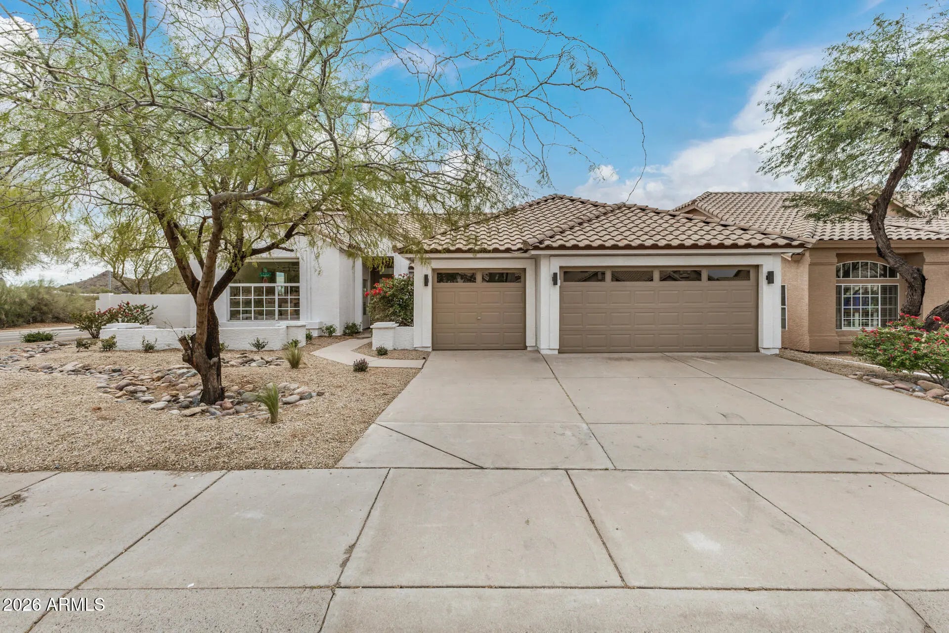 Photo of Listing #6984380