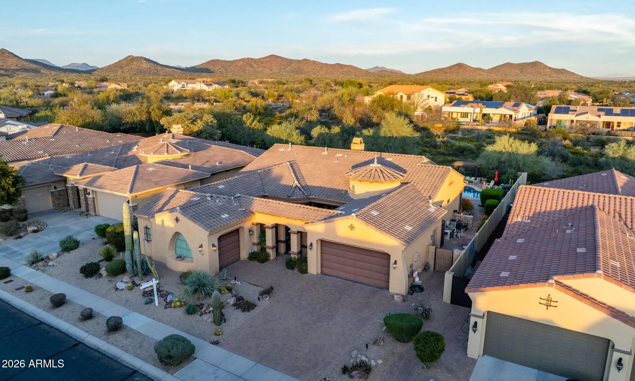 Photo of Listing #6984808