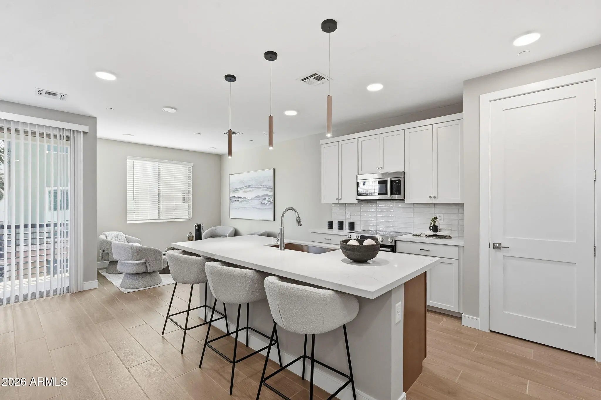 Photo of Listing #6988080