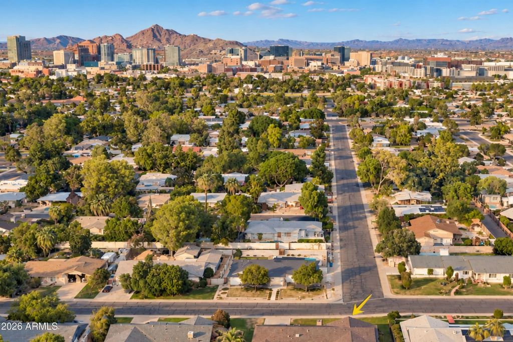 343 E Broadmor Drive, Tempe