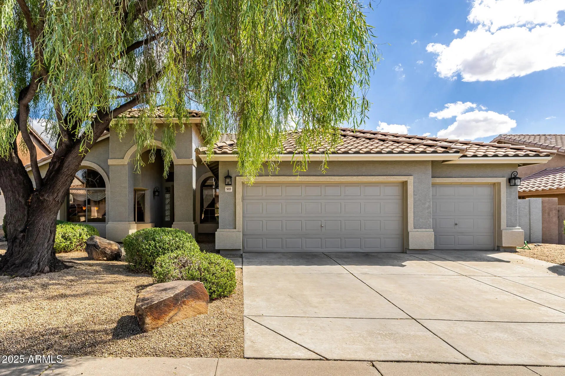 Photo of Listing #6984324