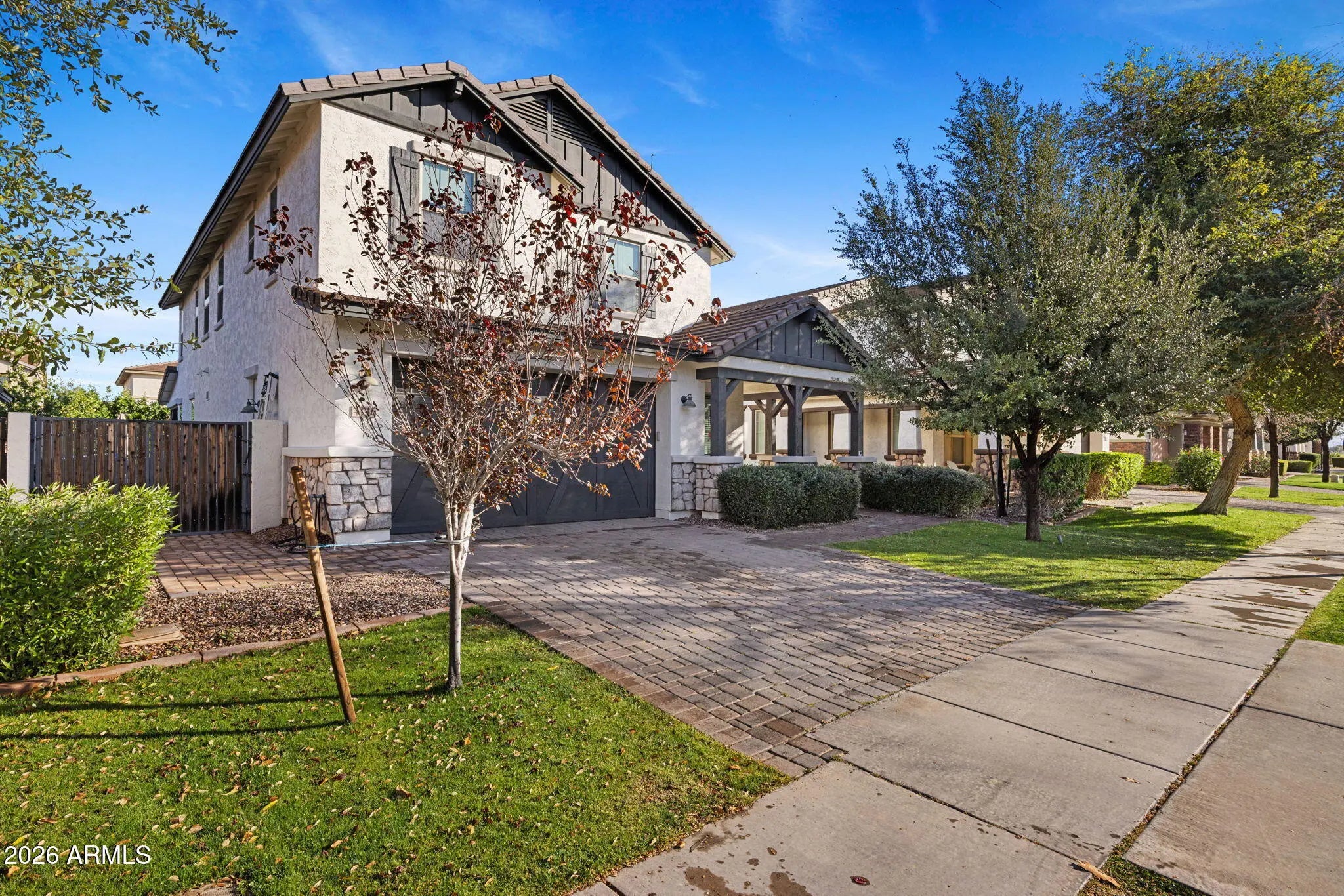 Photo of Listing #6984438