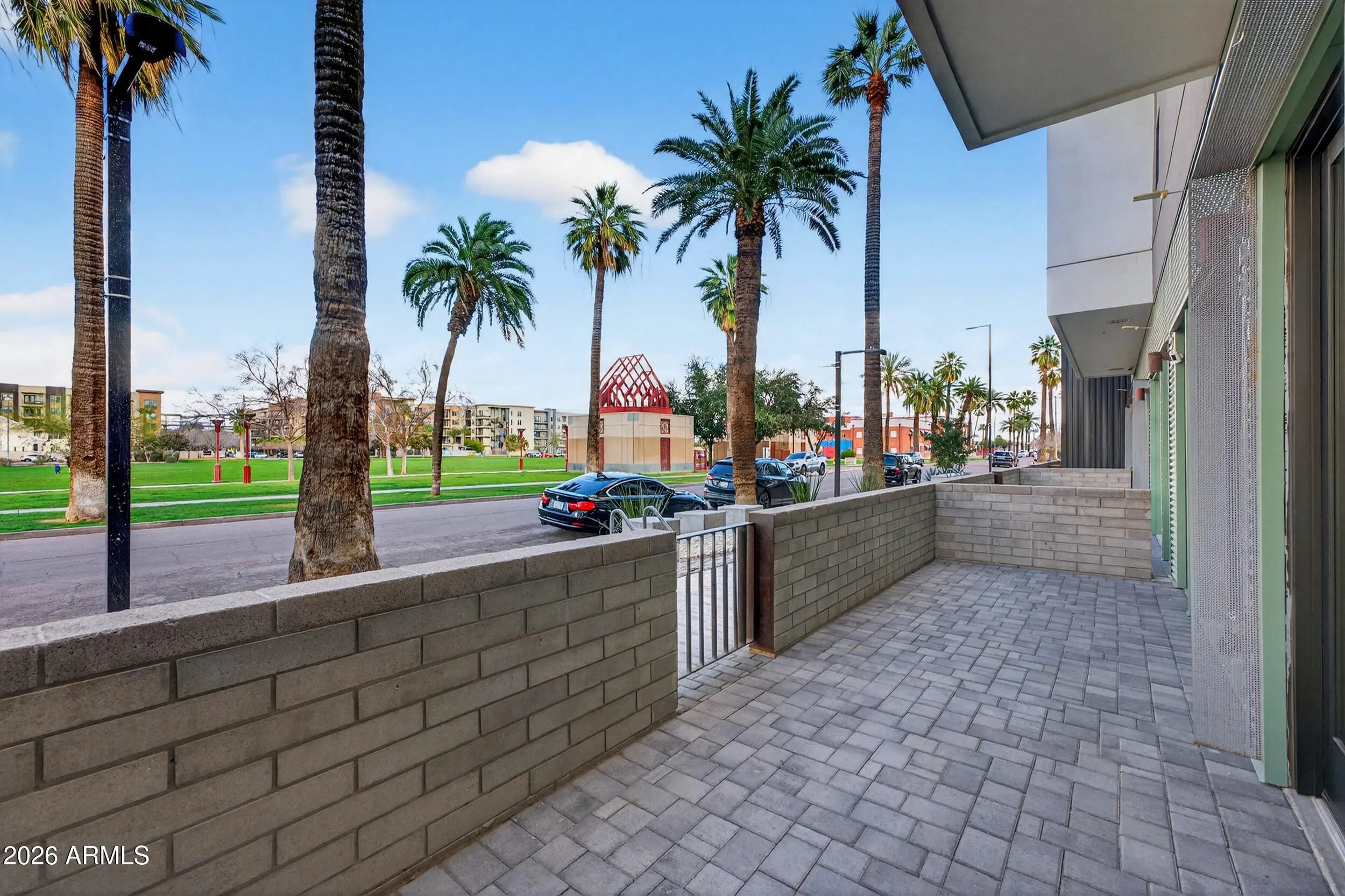 Photo of Listing #6986188