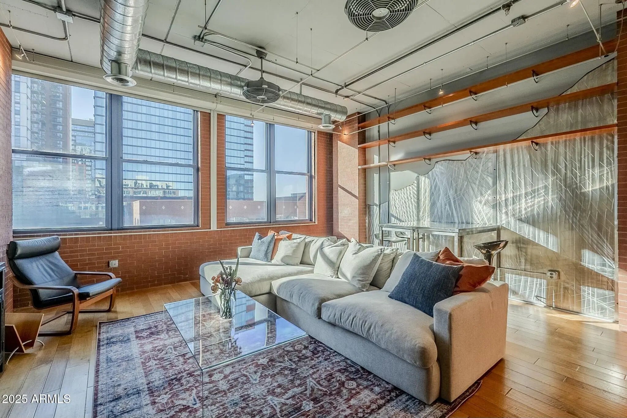 Photo of Listing #6984508