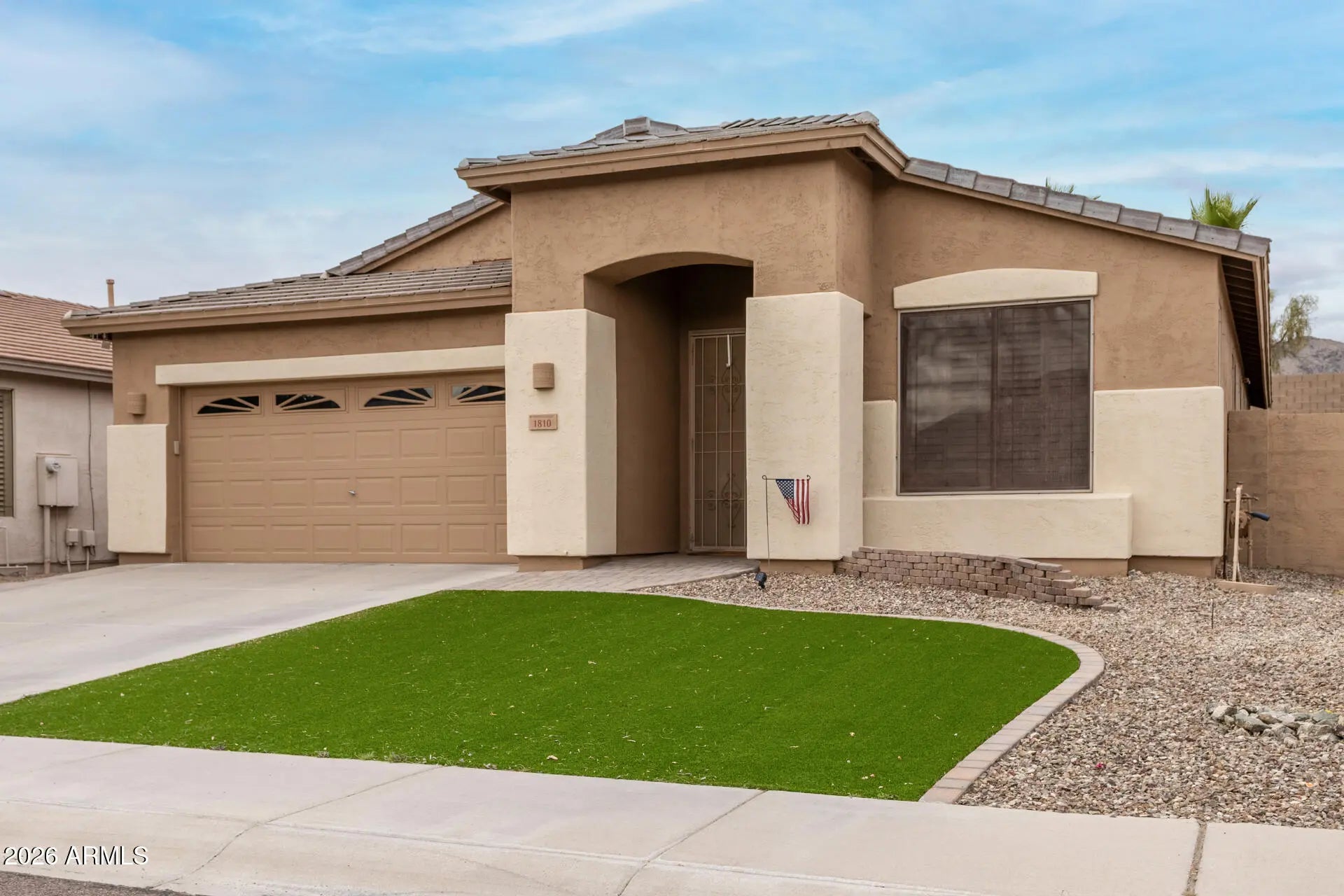 Photo of Listing #6984698