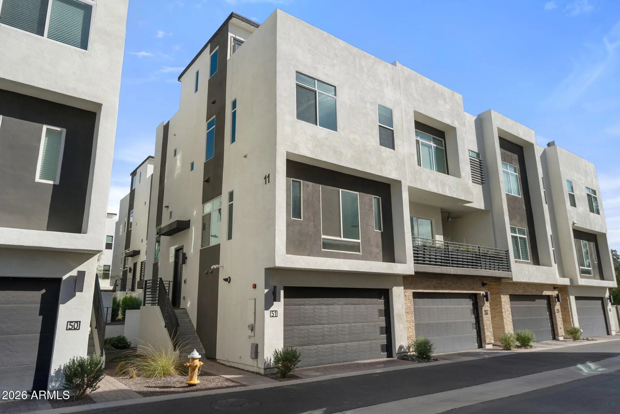 Photo of Listing #6984723