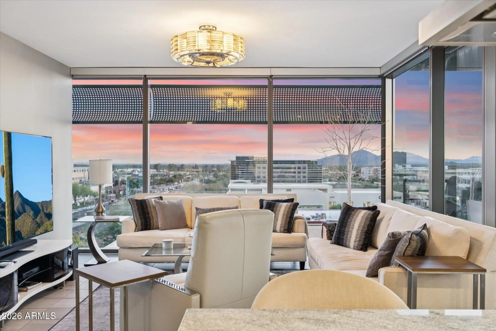 Photo of Listing #6986289