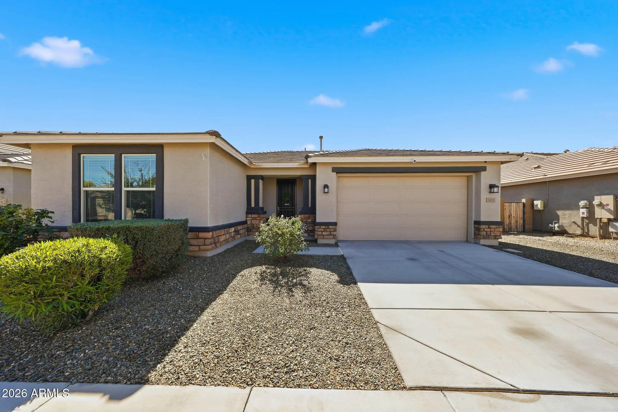 Photo of Listing #6989931