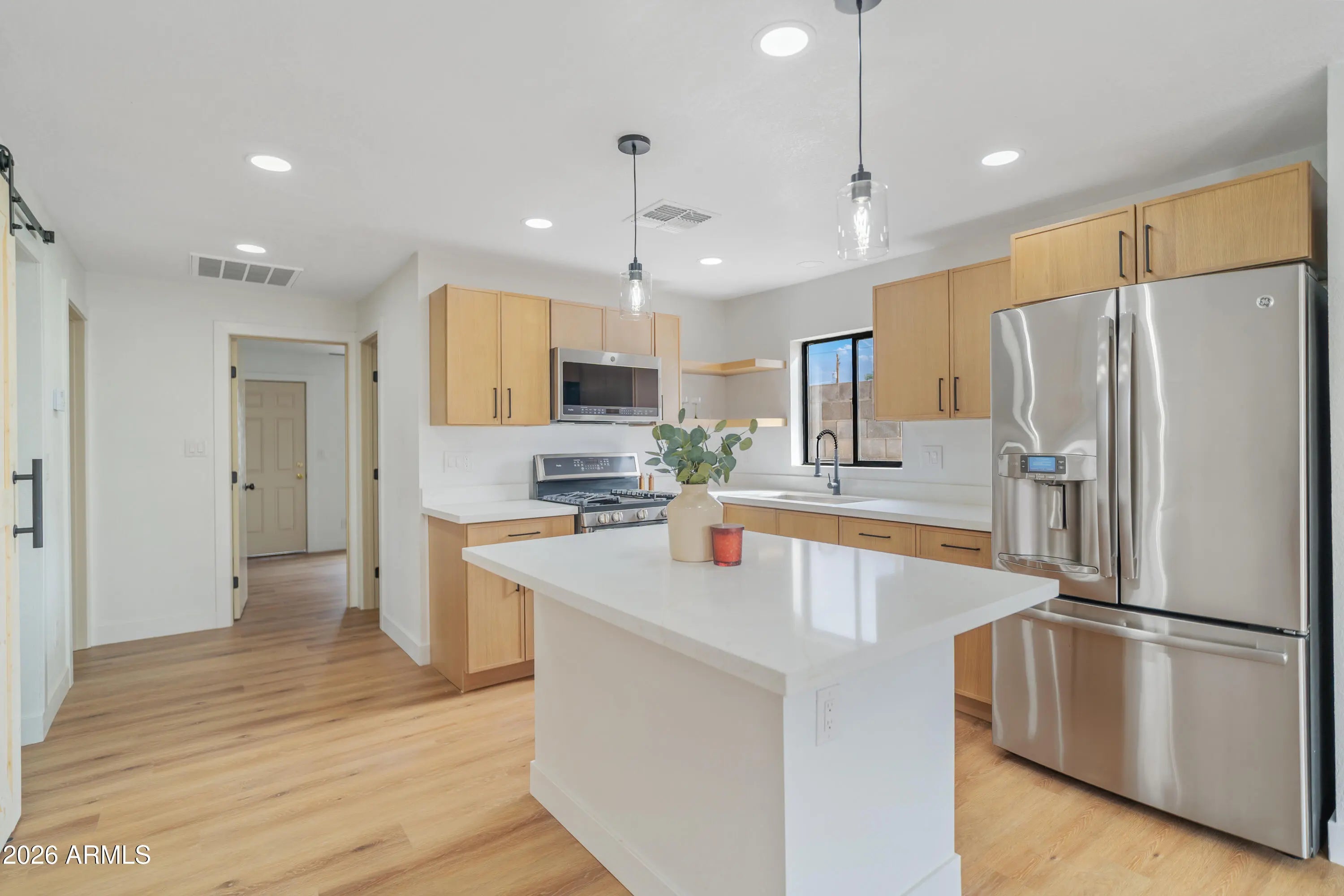 Photo of Listing #6984921