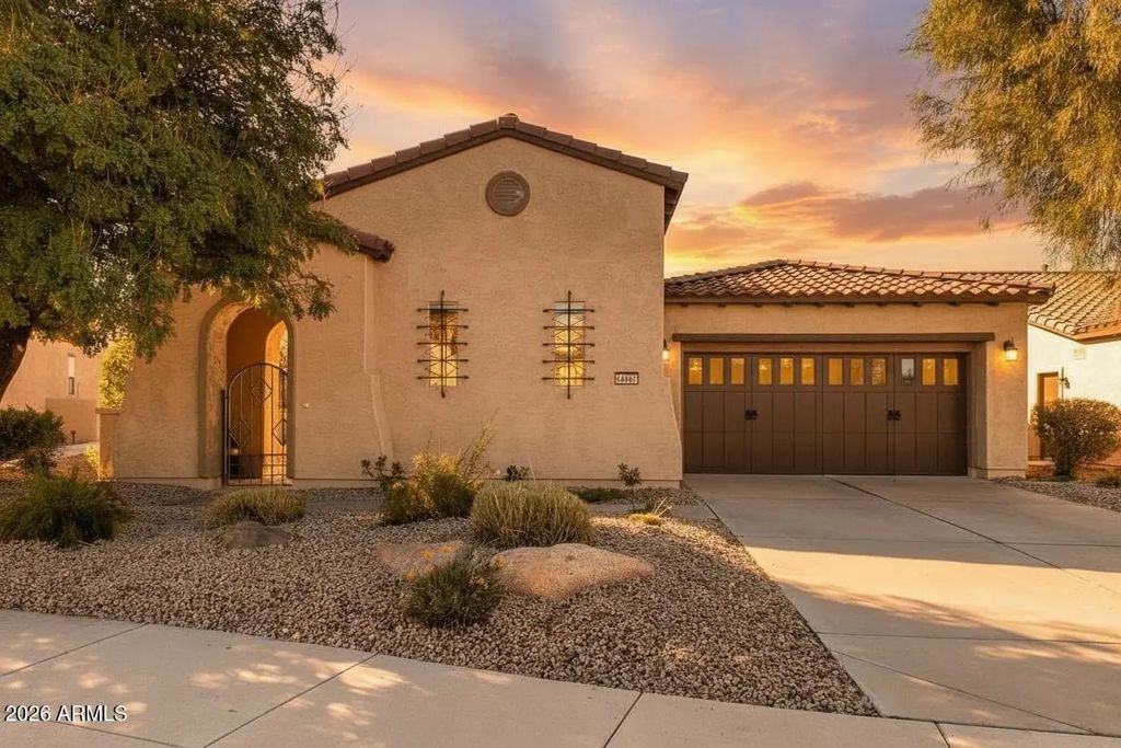 12887 W Fetlock Trail, Peoria