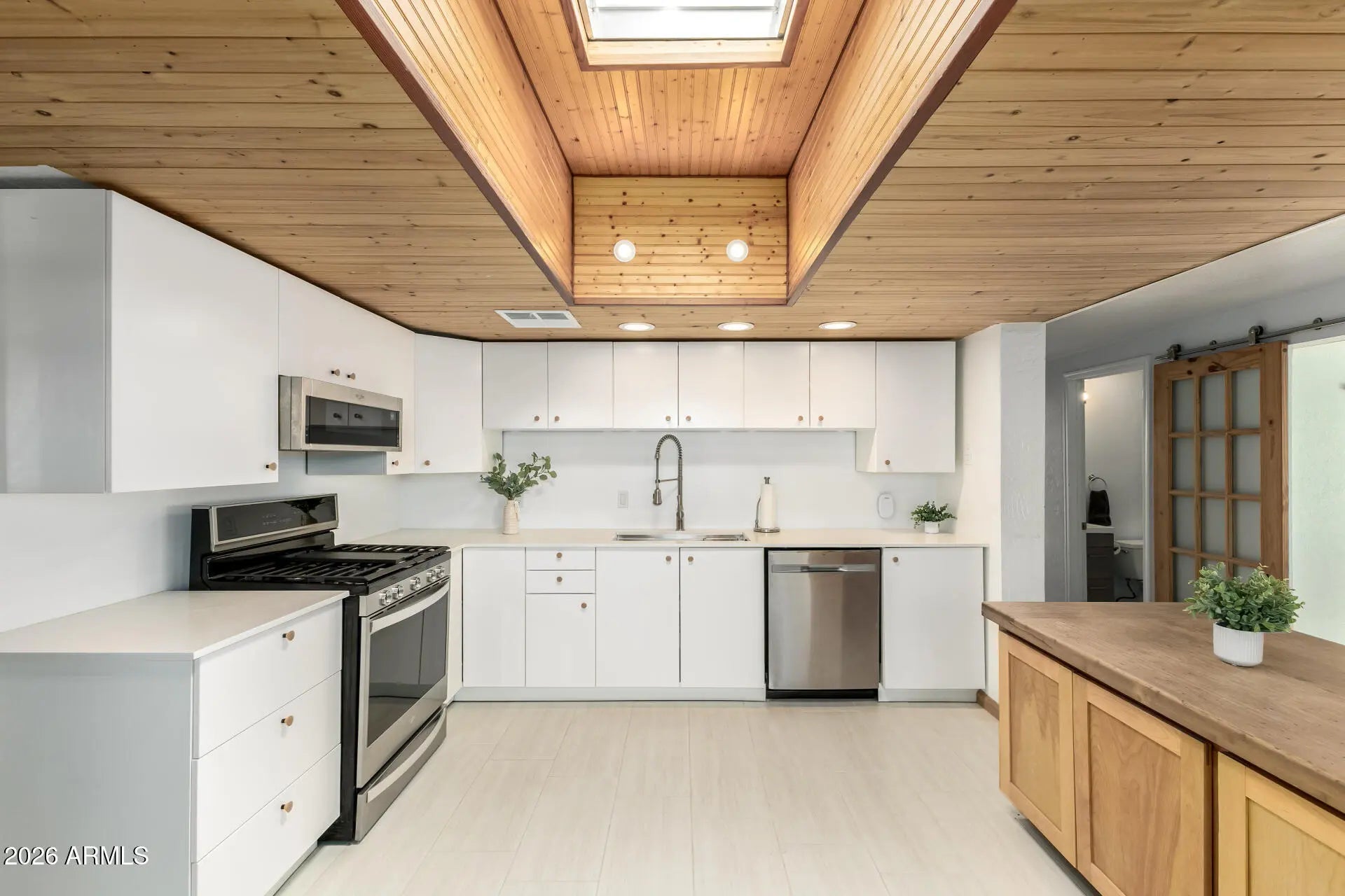 Photo of Listing #6985058