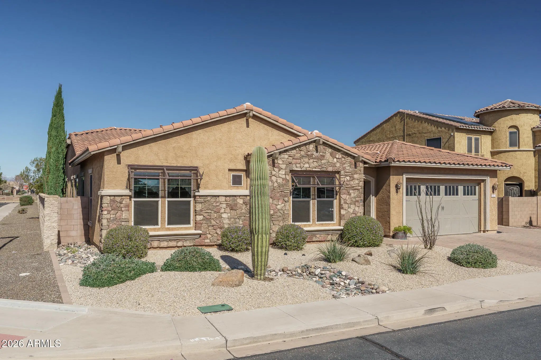 Photo of Listing #6987810