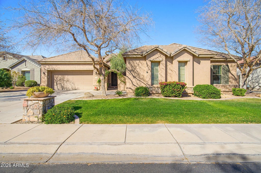 2406 E Glacier Place, Chandler