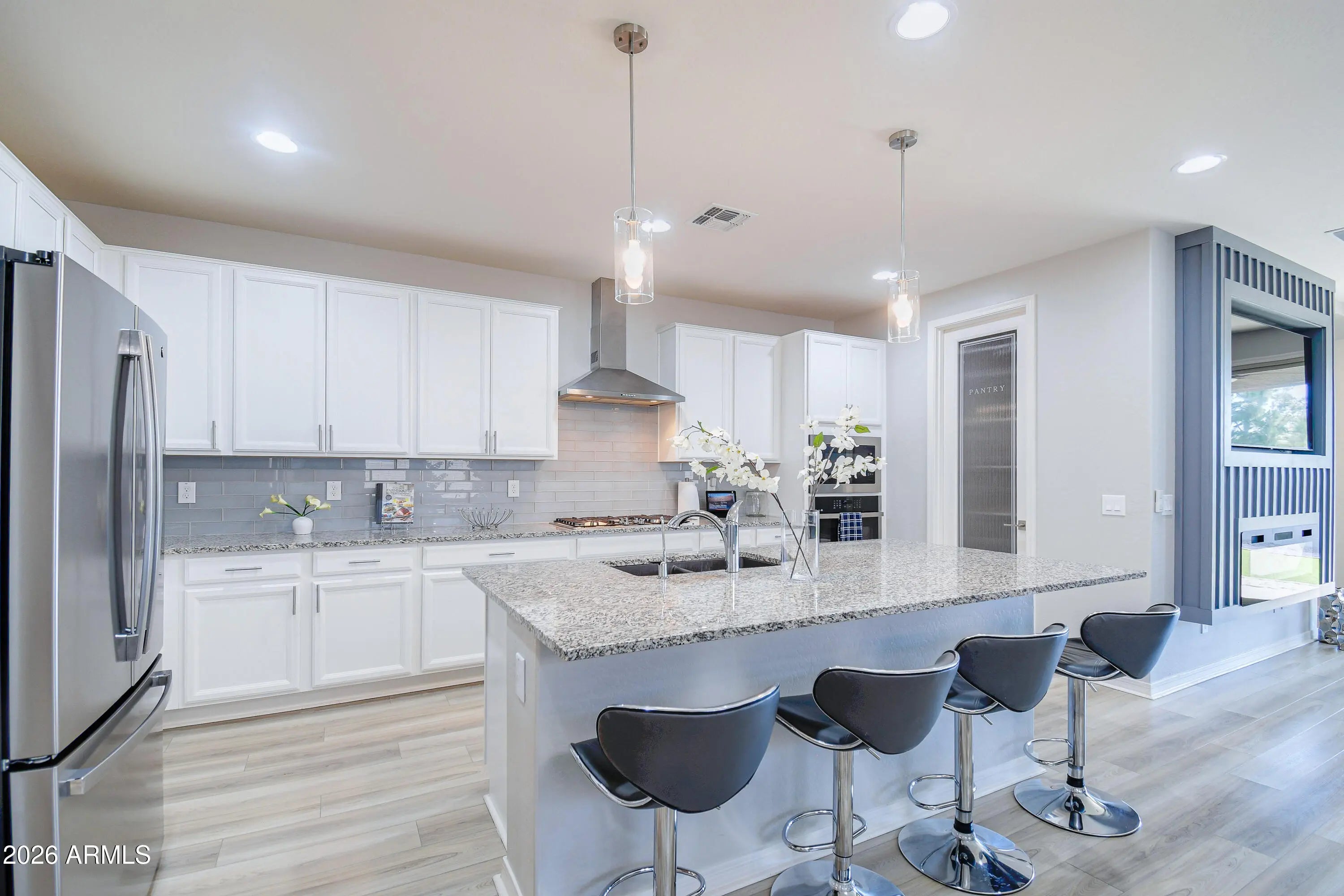 Photo of Listing #6987513