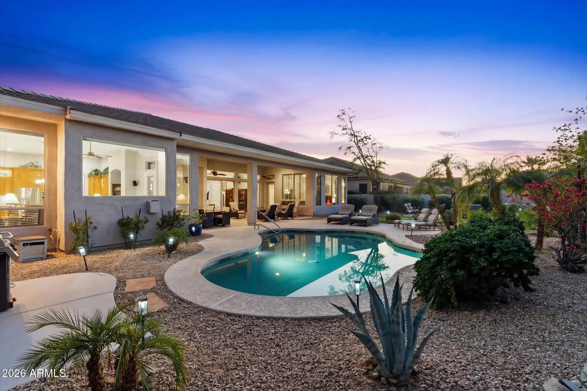 Photo of Listing #6988454