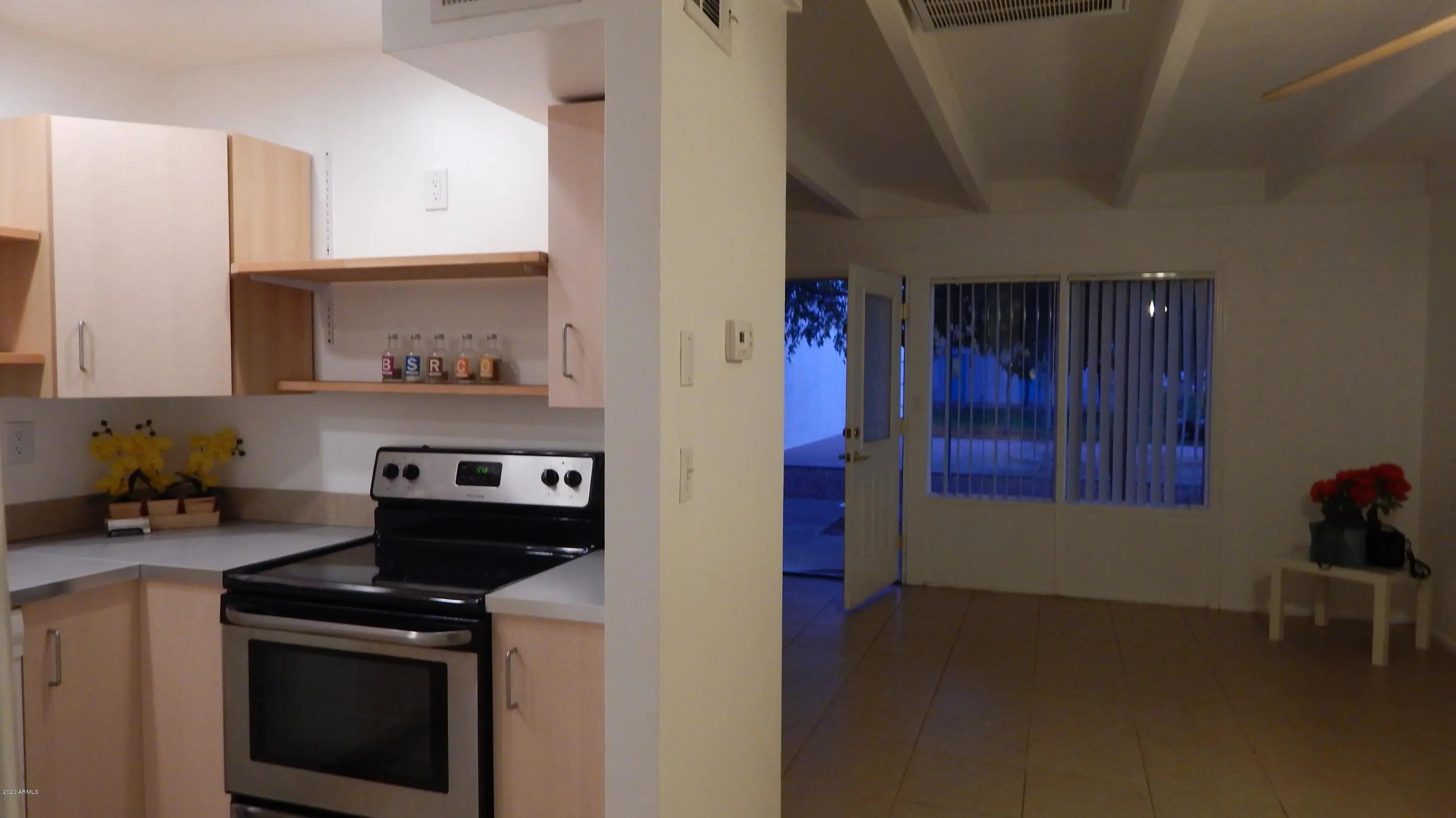 Photo of Listing #6985291