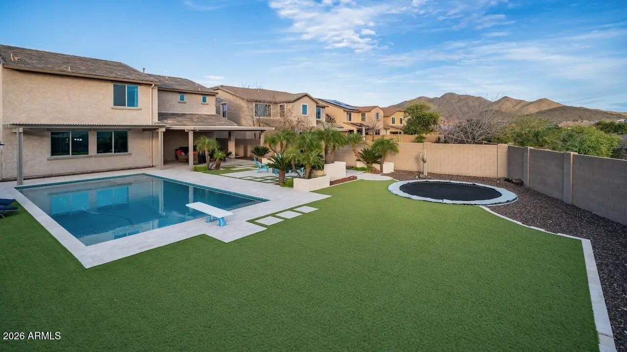 Photo of Listing #6985641