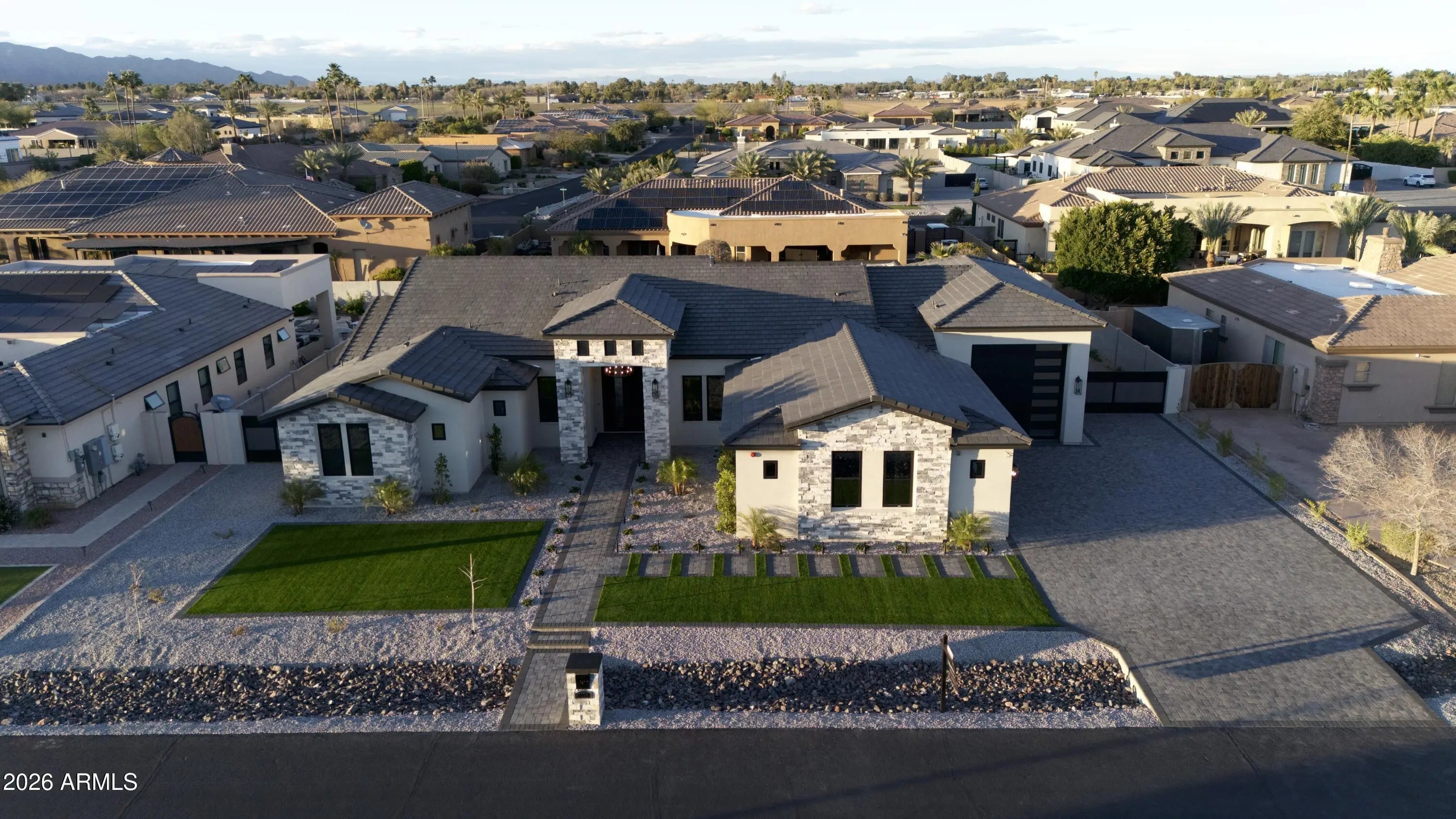 Photo of Listing #6988137