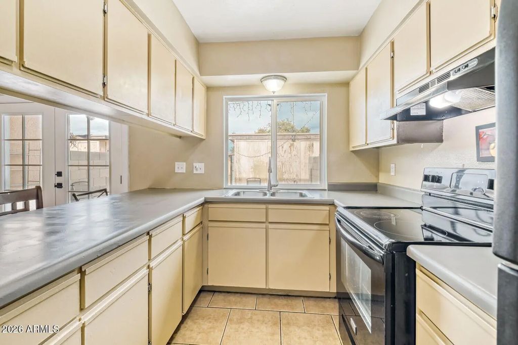 4625 W Thomas Road (unit 39), Phoenix
