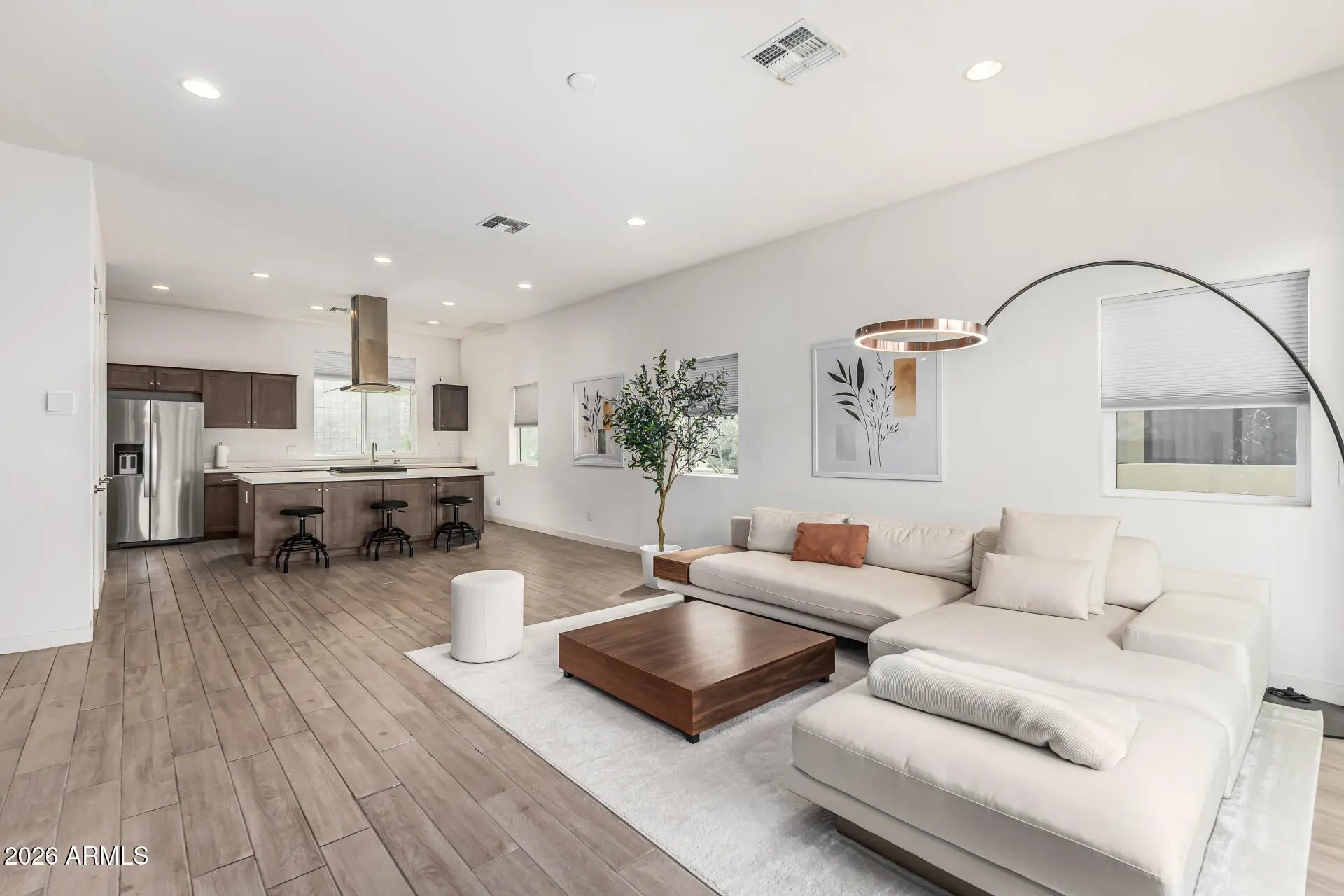 Photo of Listing #6986114