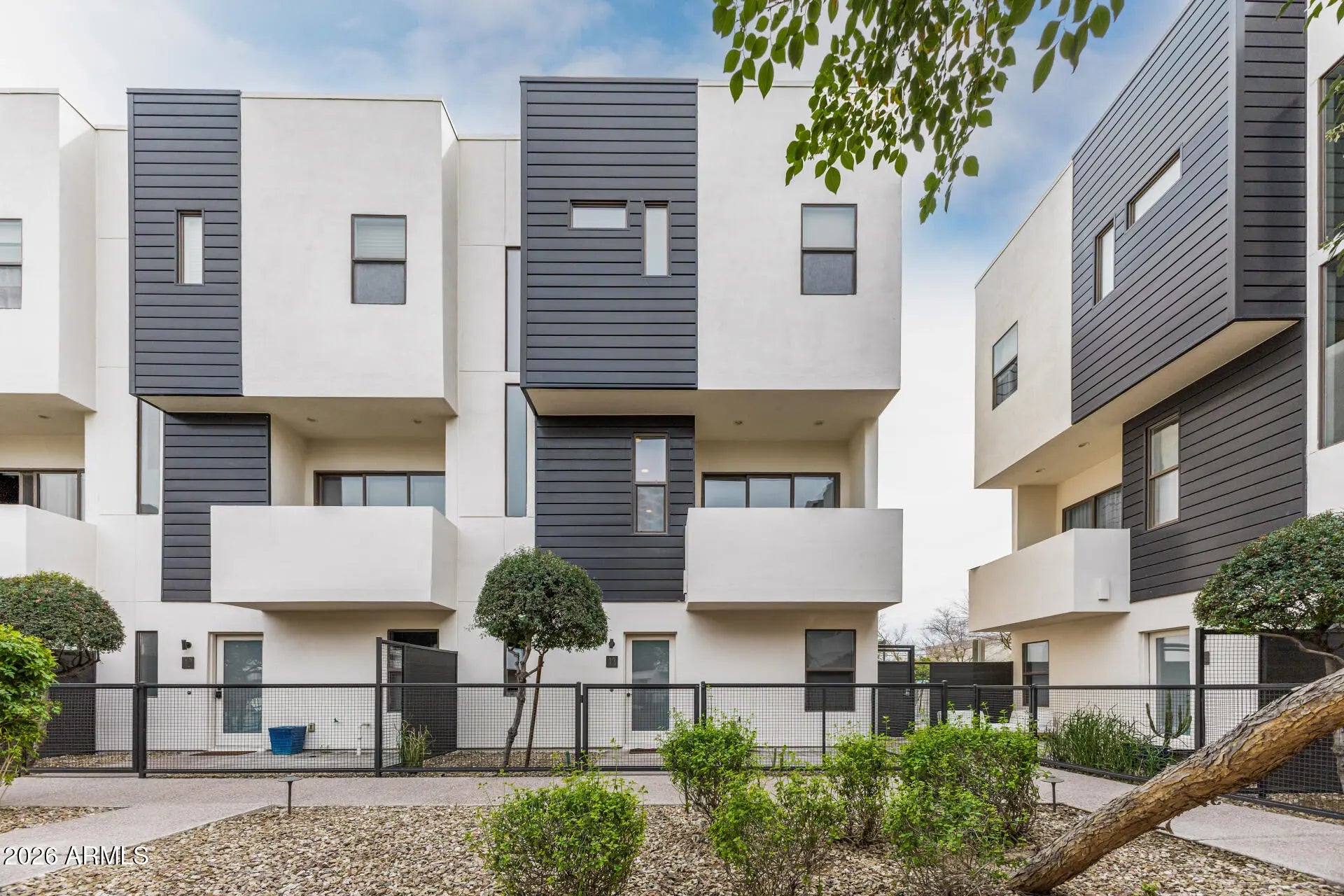 Photo of Listing #6986114