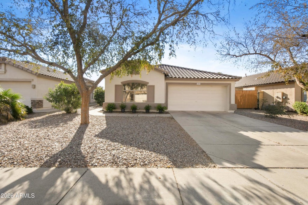 2001 S Bahama Drive, Gilbert