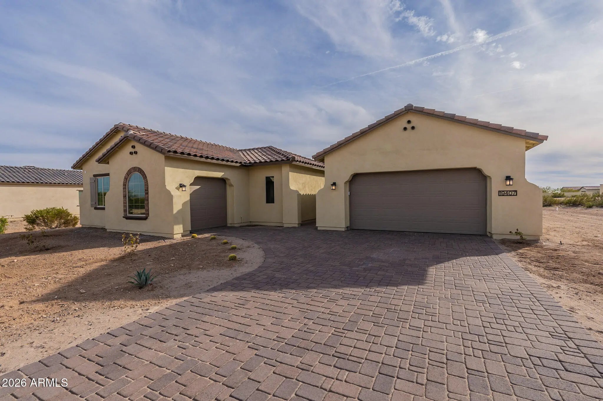 Photo of Listing #6992910