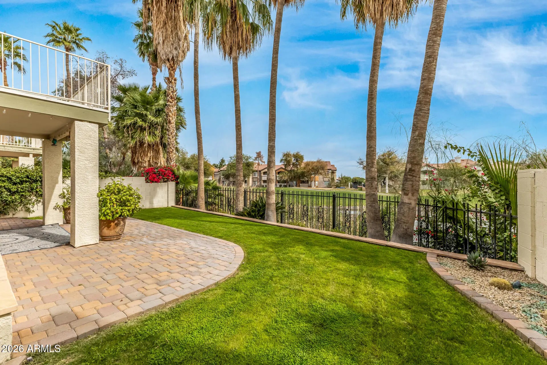 Photo of Listing #6986132