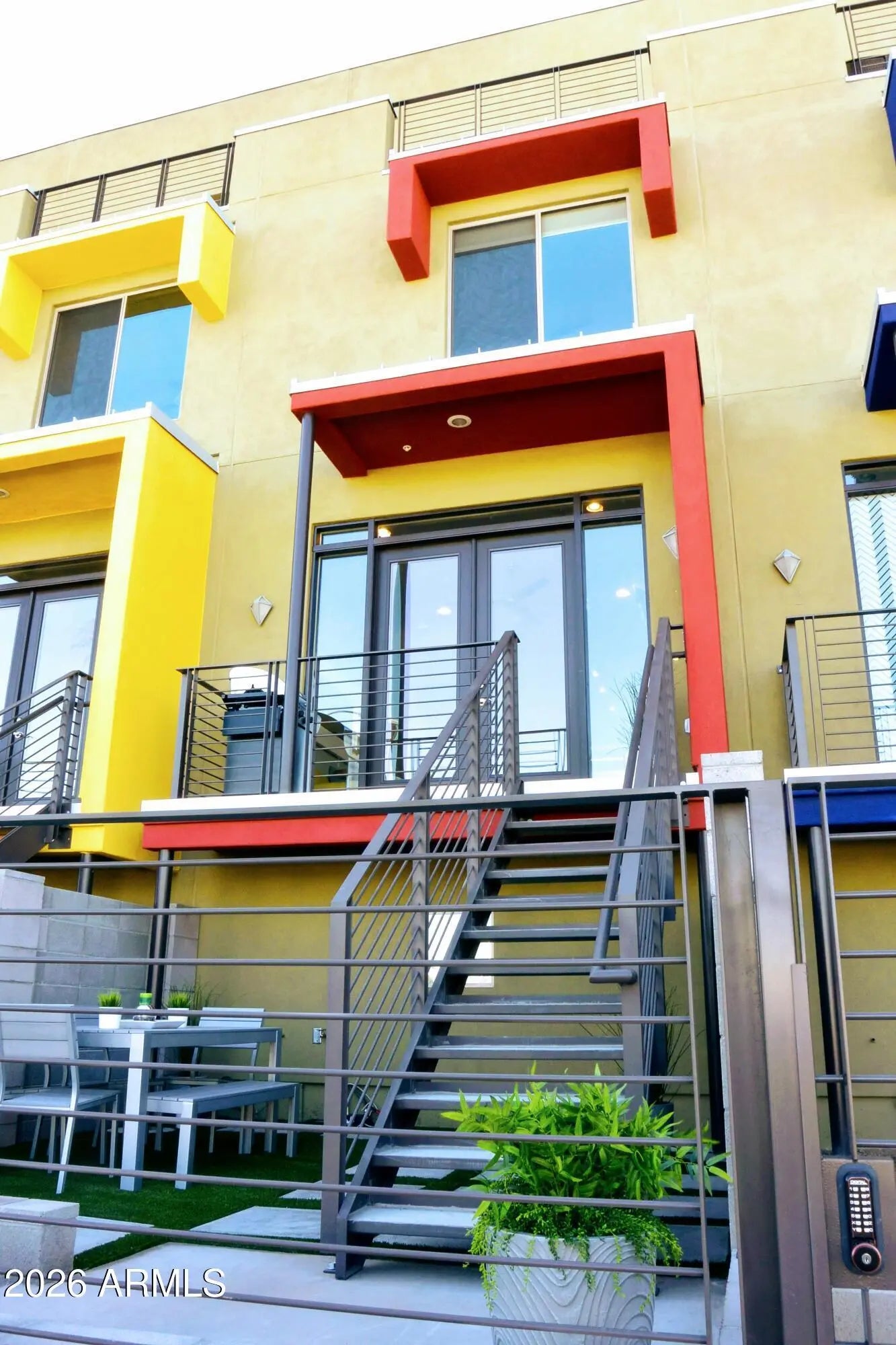 Photo of Listing #6988295