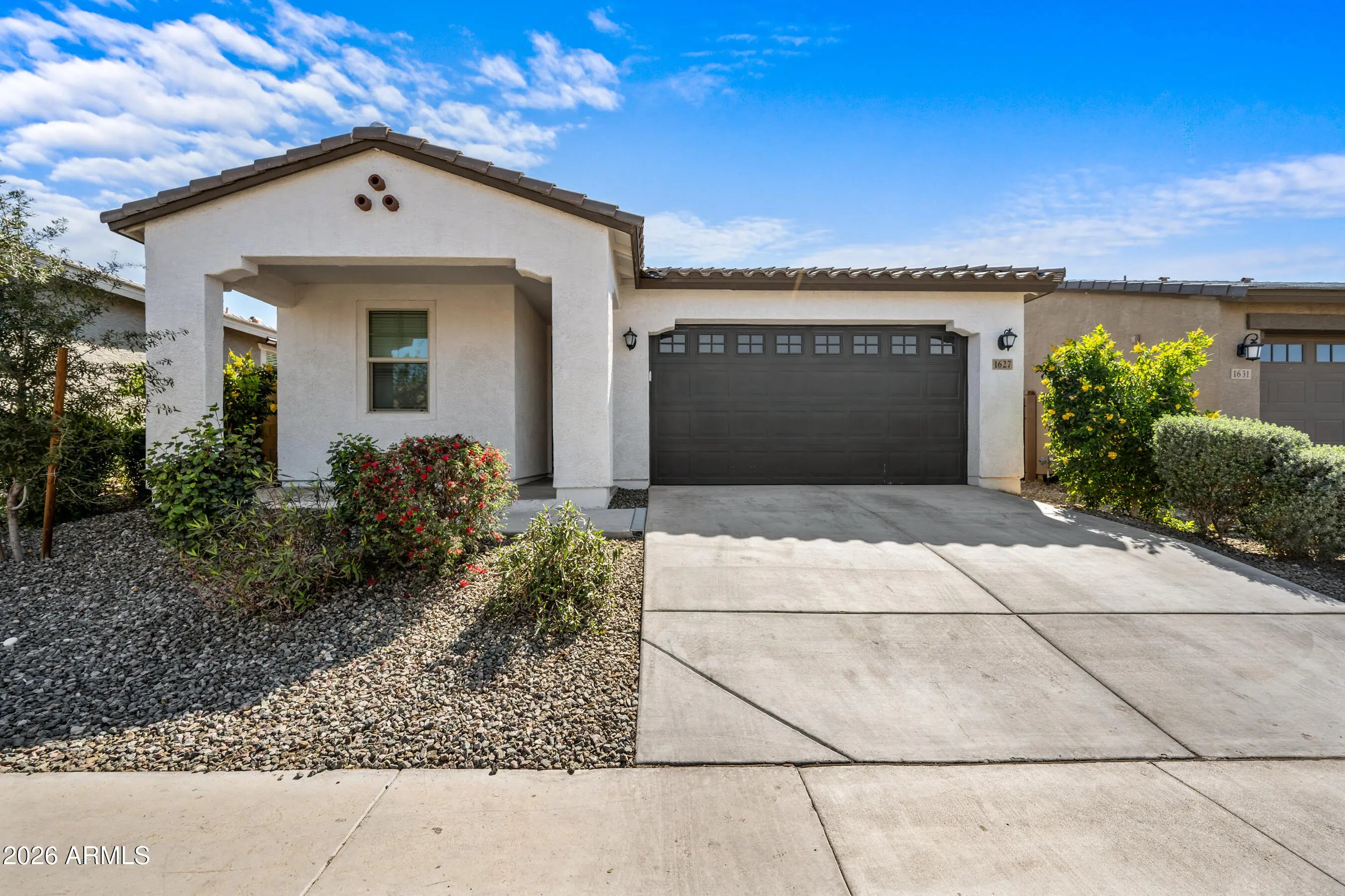 Photo of Listing #6985855