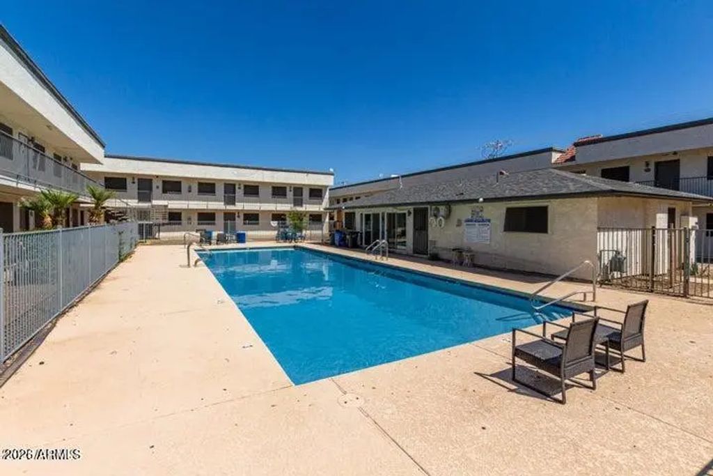 18202 N Cave Creek Road (unit 212), Phoenix