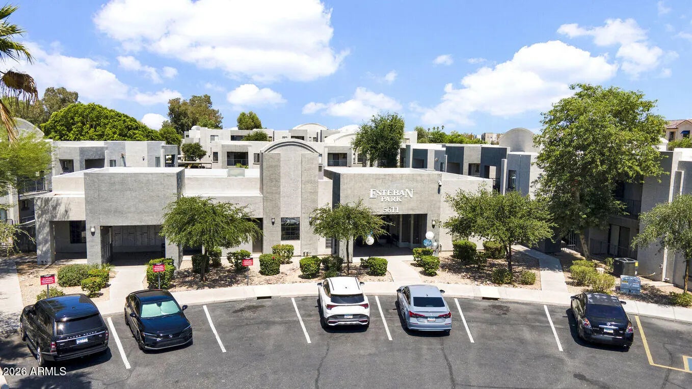 Photo of Listing #6986724