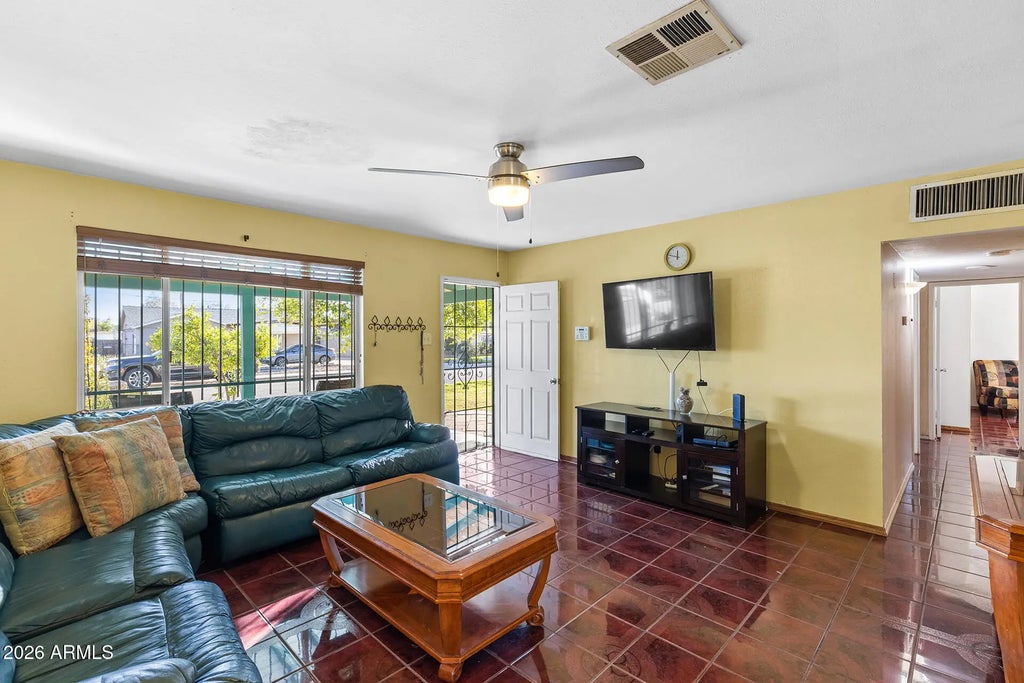 1946 E Fairmount Avenue, Phoenix