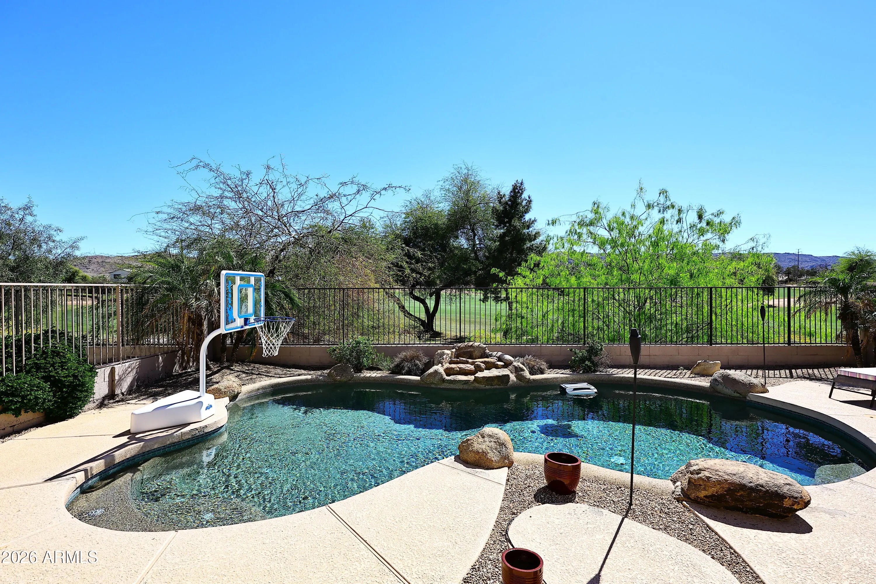 Photo of Listing #7002640