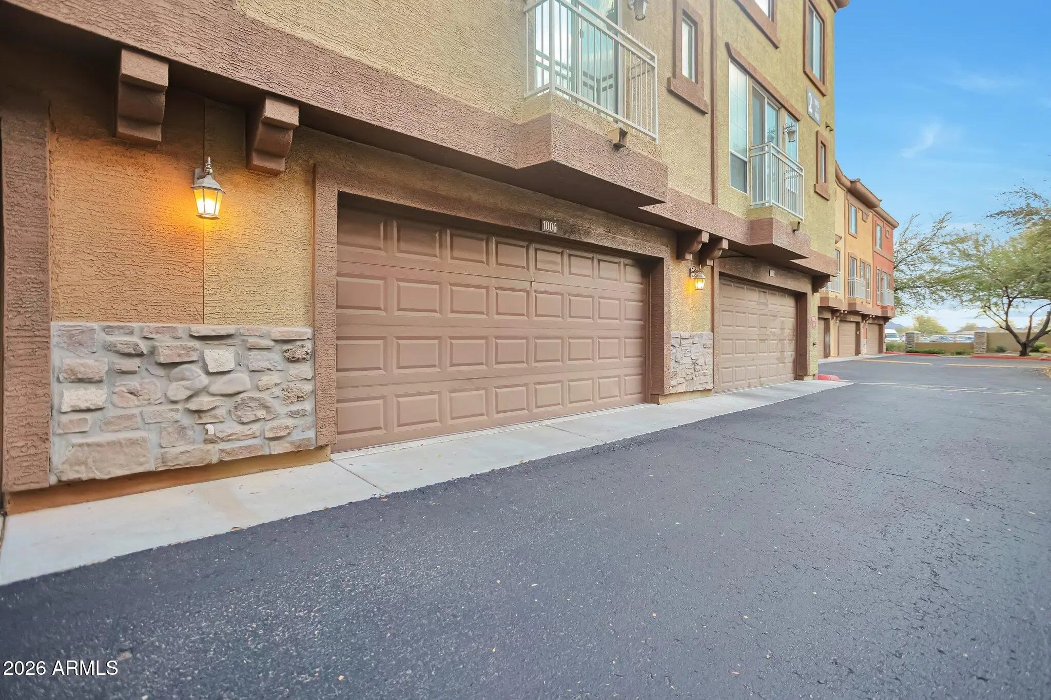 Photo of Listing #6986471