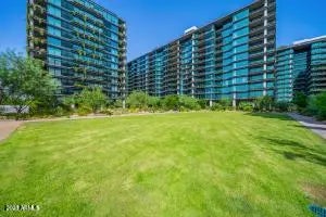 Photo of Listing #6986611