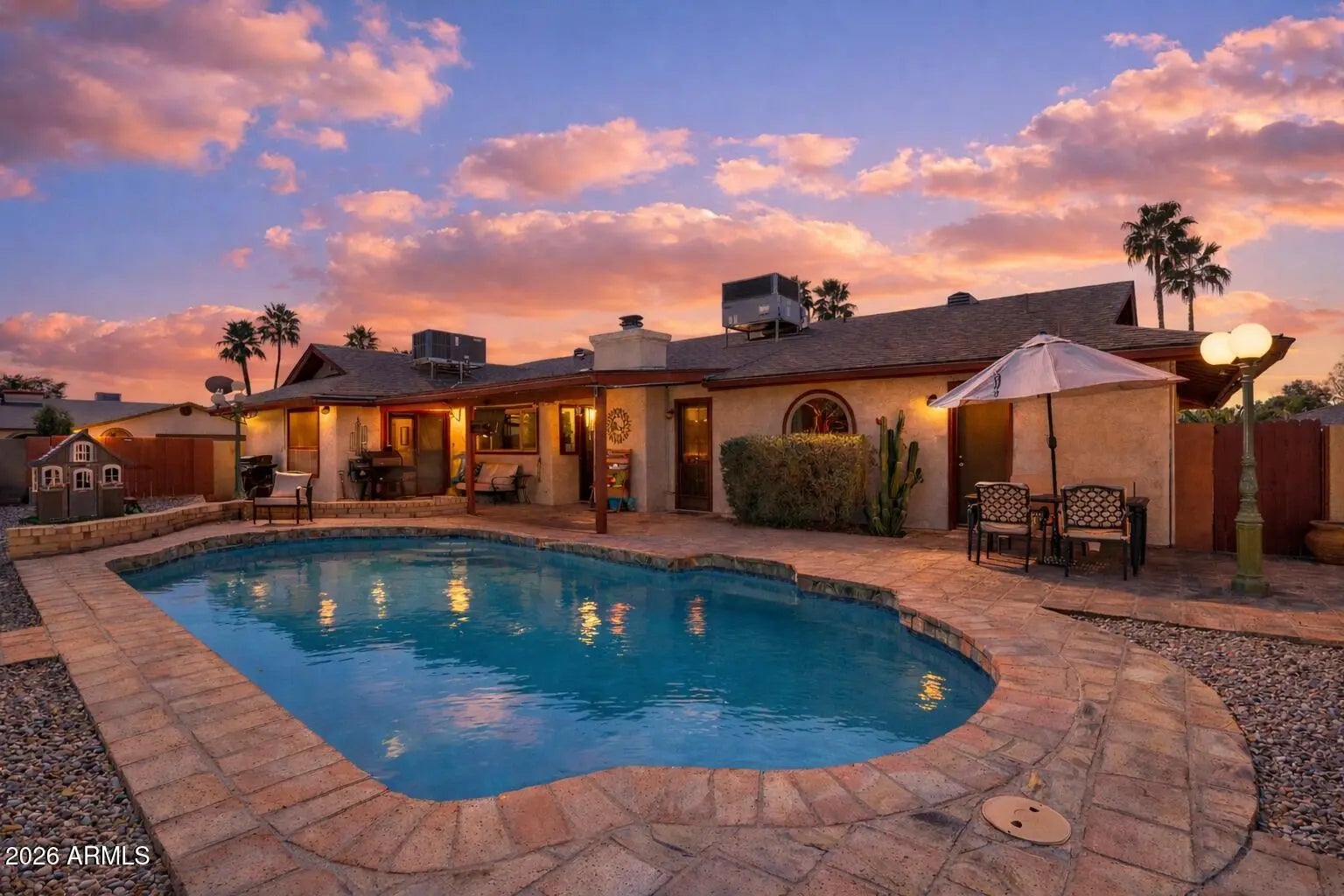 Photo of Listing #6986827