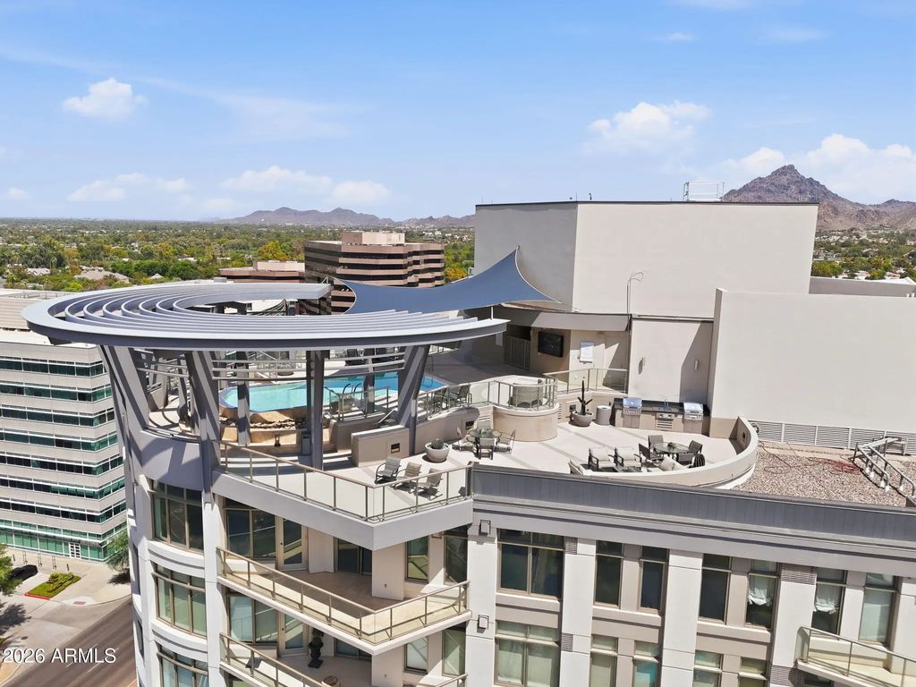 2402 E Esplanade Lane (unit 901), Phoenix