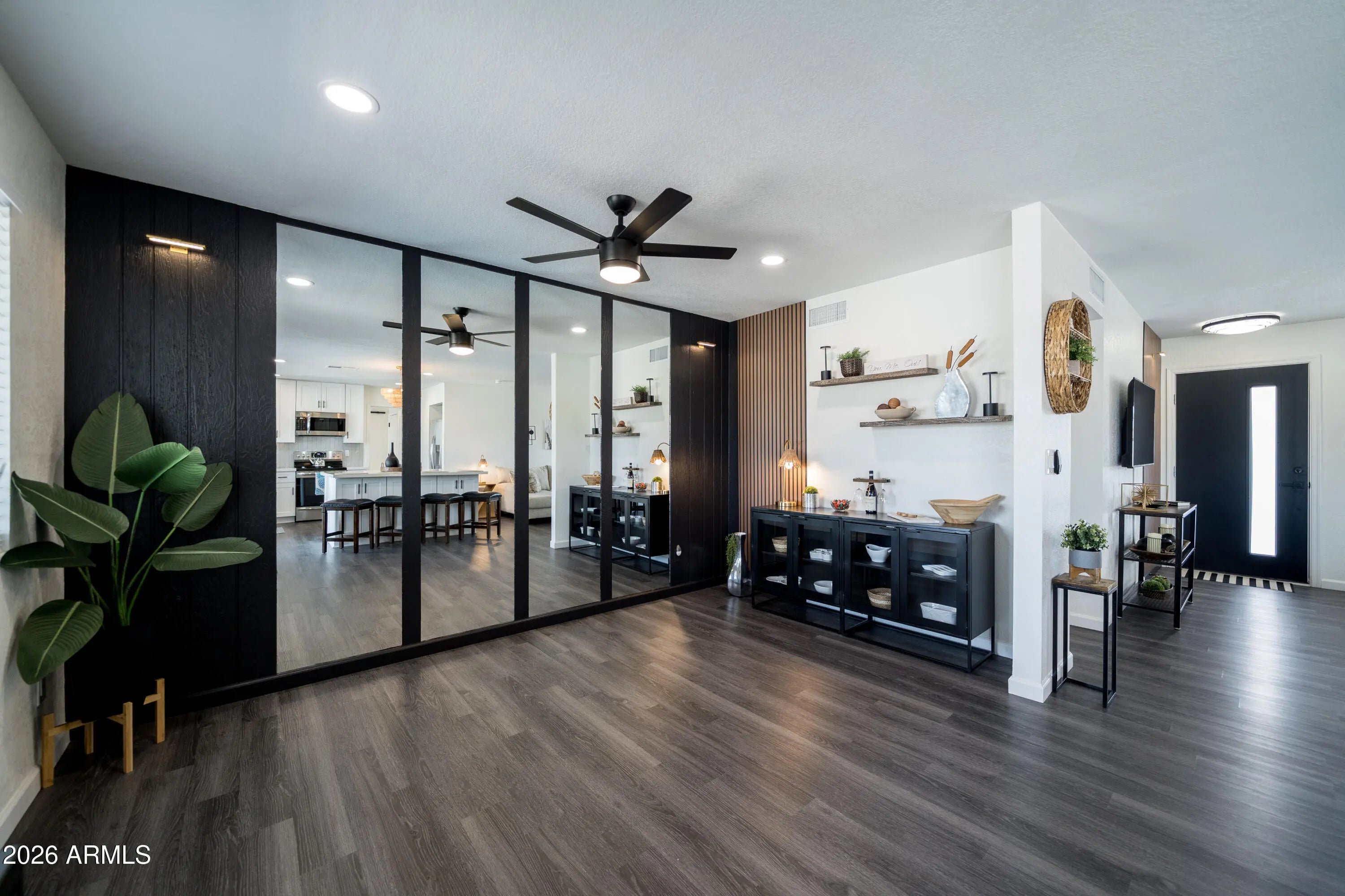 Photo of Listing #6991721