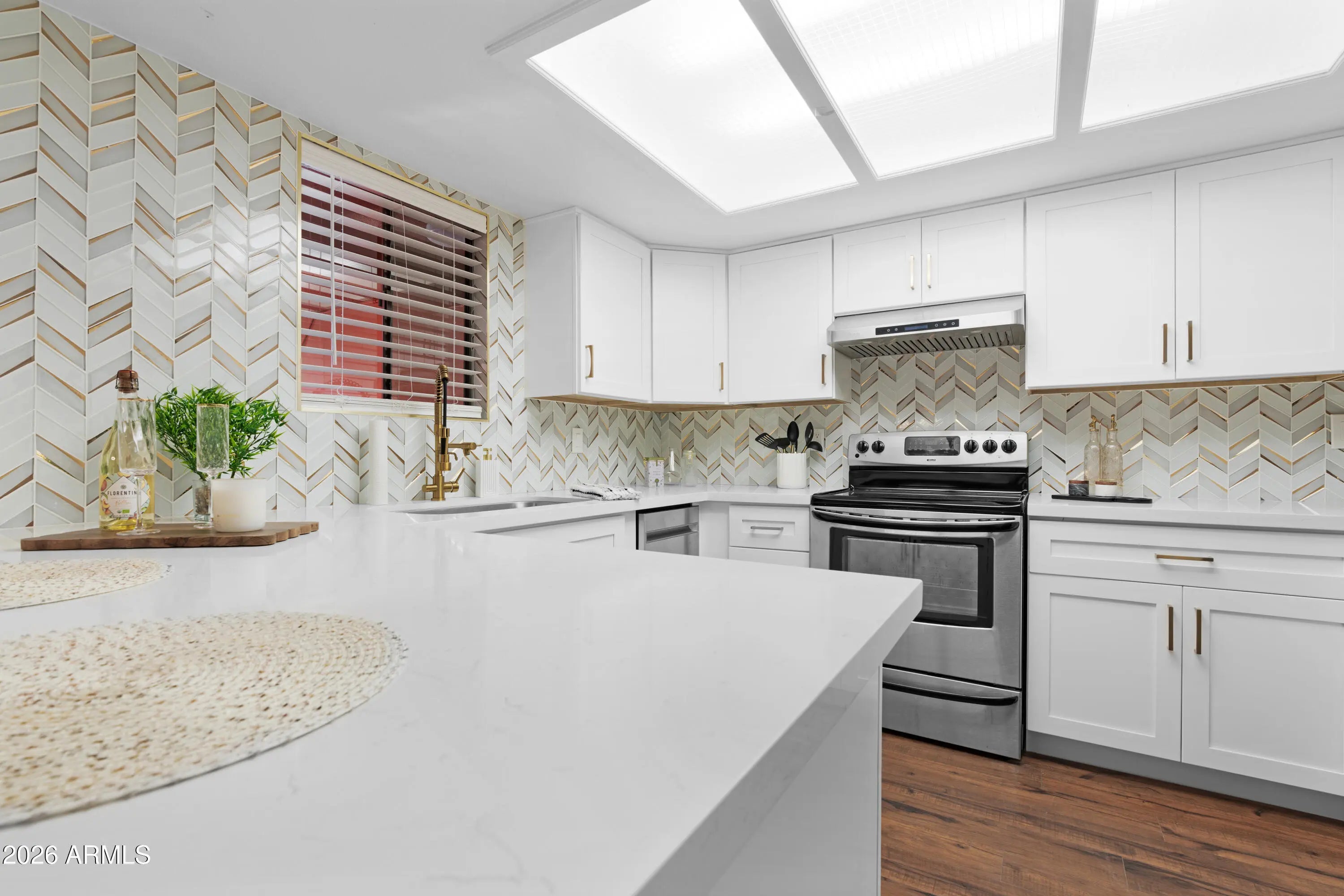 Photo of Listing #6998769