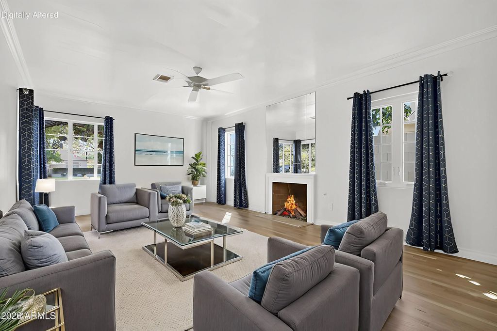 1526 W Wilshire Drive, Phoenix