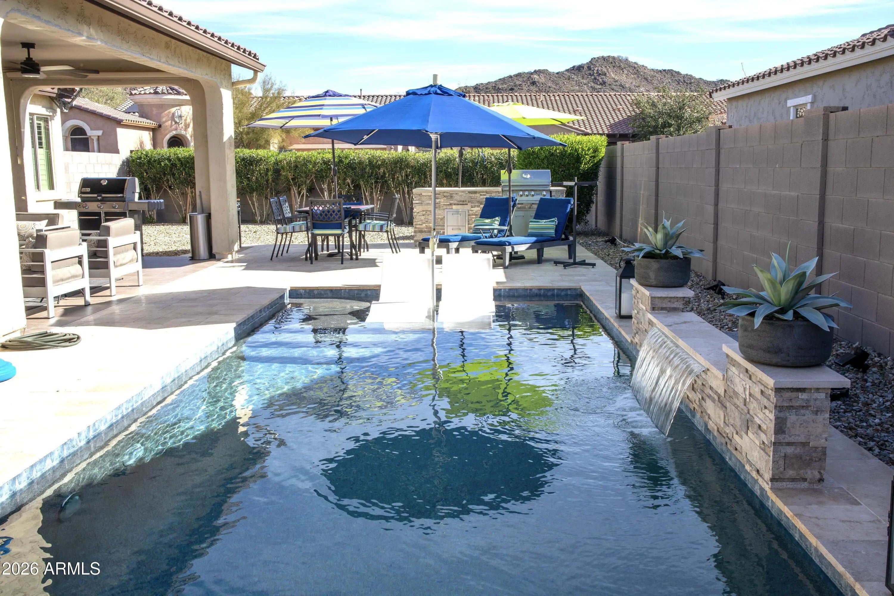 Photo of Listing #6987442