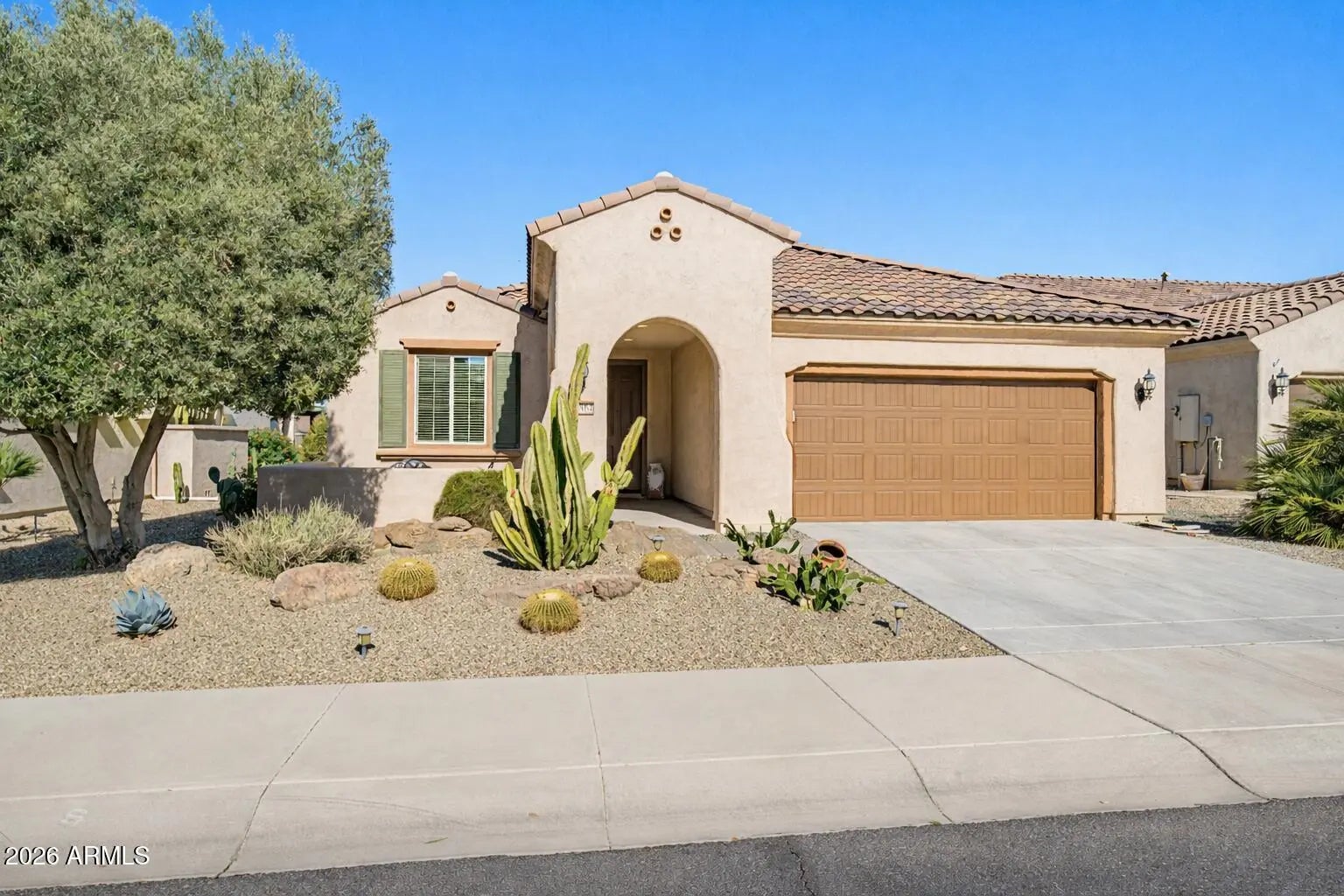 Photo of Listing #6988209