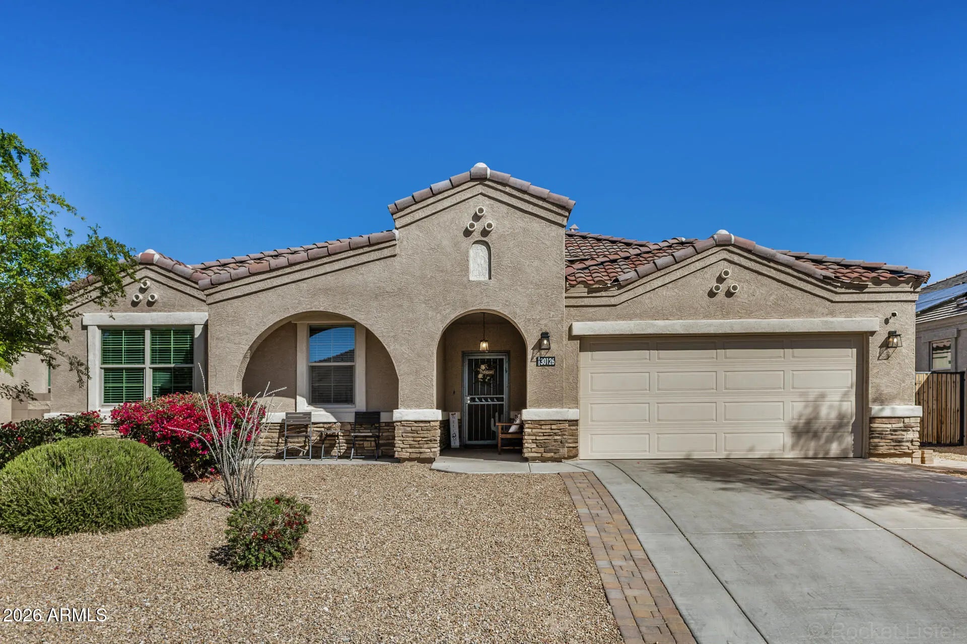 Photo of Listing #6990177