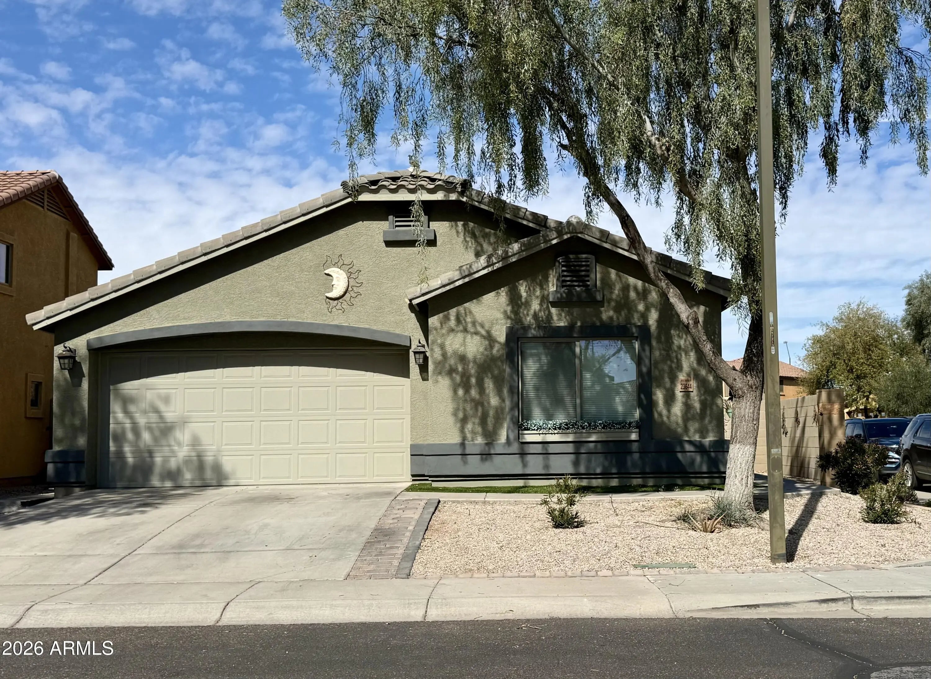 Photo of Listing #6988179